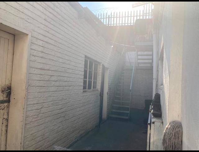 BUSINESS FOR SALE IN GERMISTON CENTRAL